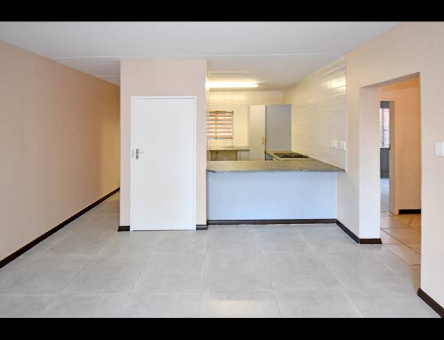 2 BEDROOM APARTMENT FOR SALE IN BLOUBOSRAND